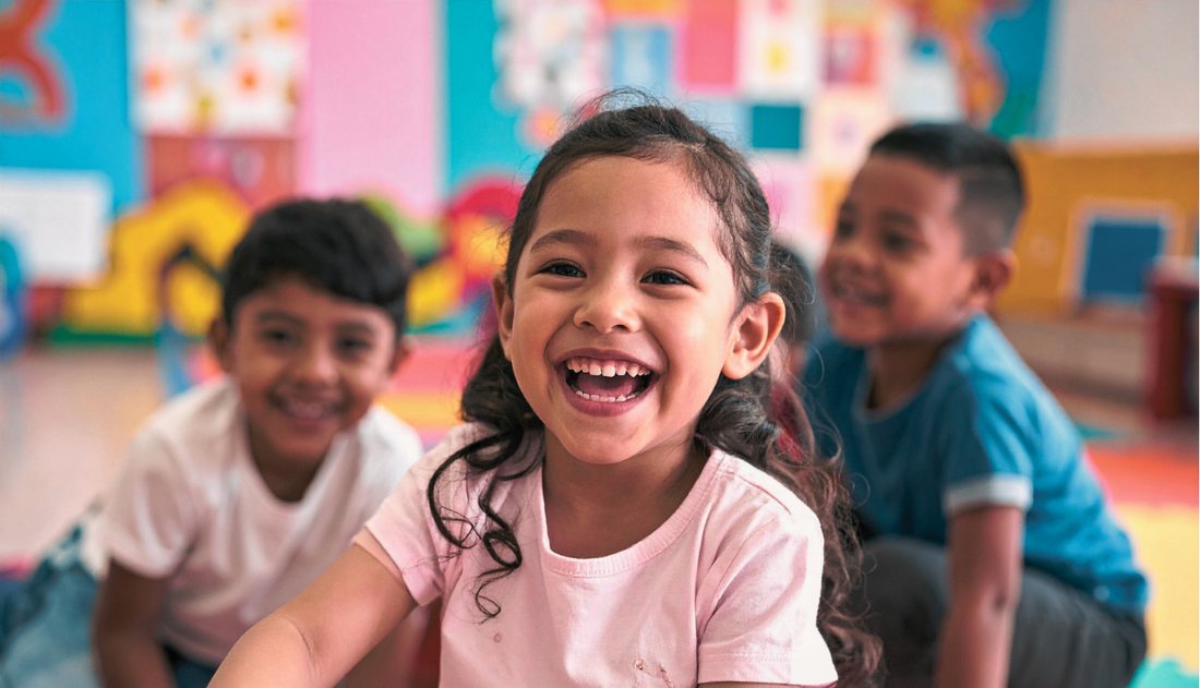 Enfants souriants accompagnés par Horizons pour l'Enfance